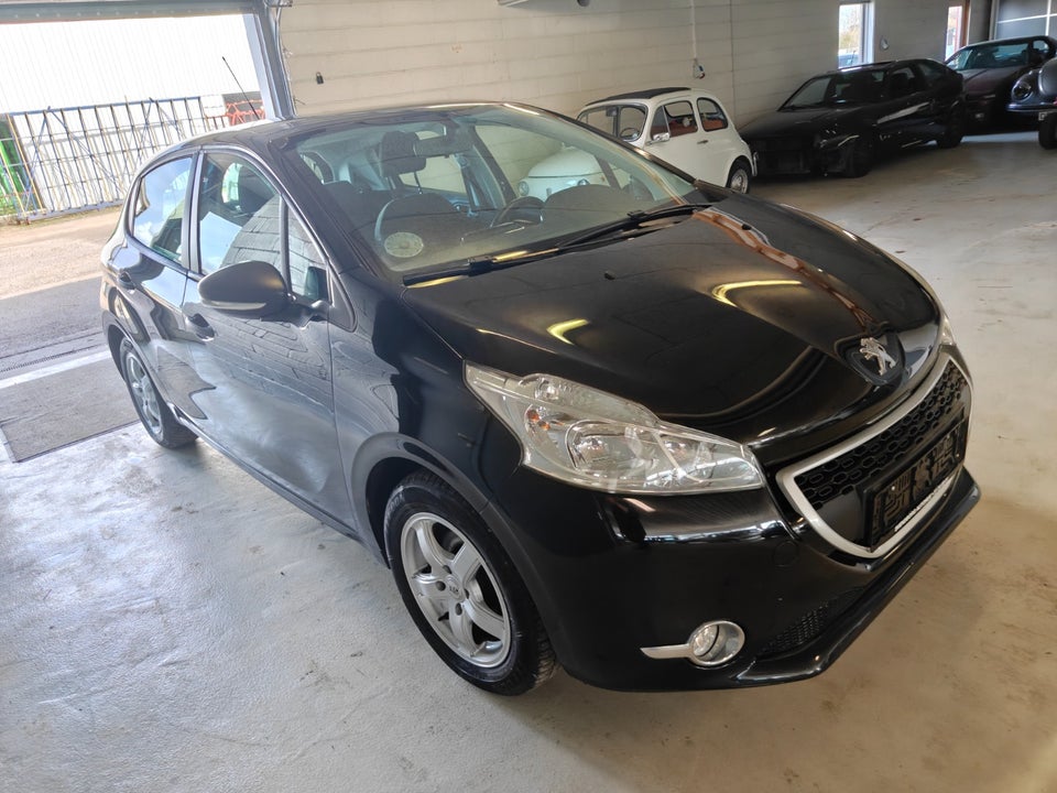 Peugeot 208 1,0 VTi Access Air 5d