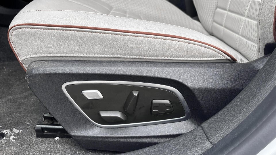 Renault Megane E-Tech 60 Iconic 5d