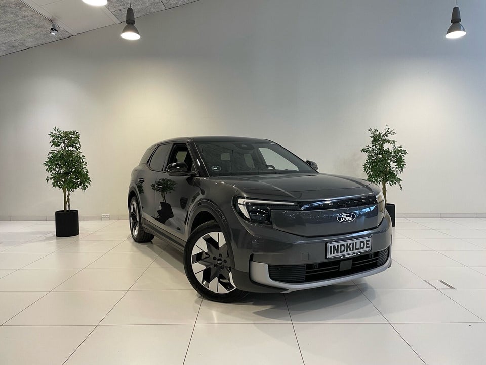 Ford Explorer 77 Premium Extended Range 5d