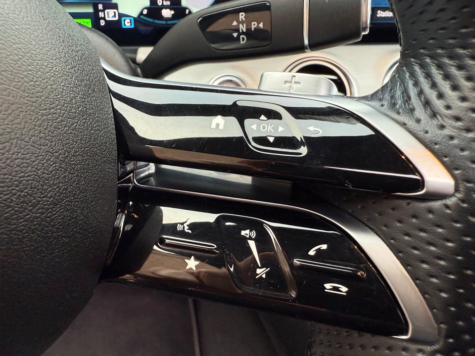 Mercedes E300 de 2,0 AMG Line stc. aut. 5d