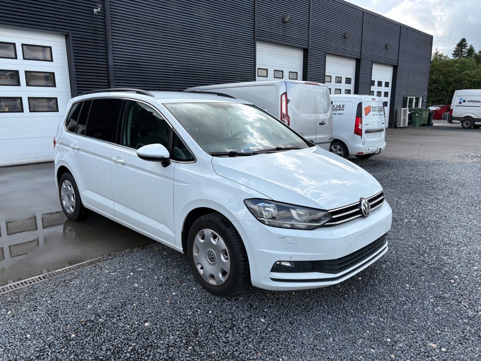 VW Touran 1,6 TDi 115 Comfortline DSG Van 5d