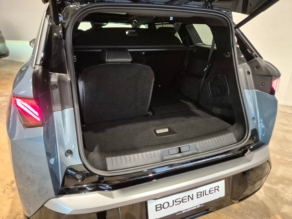 Peugeot e-5008 77 GT Pack 7prs 5d