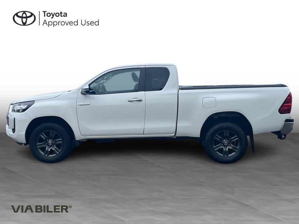 Toyota HiLux 2,8 D T3 Ex.Kab aut. 4d