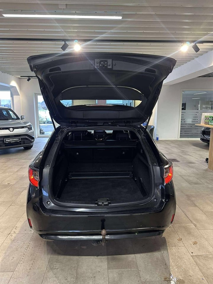 Suzuki Swace 1,8 HEV Active stc. e-CVT 5d