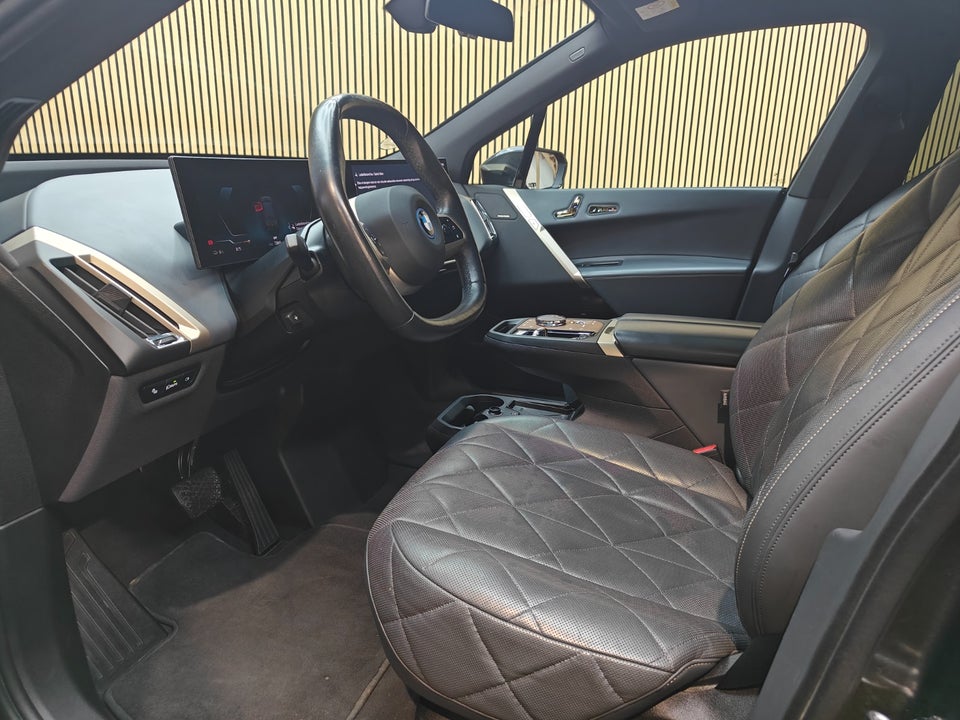 BMW iX xDrive40 Sport 5d