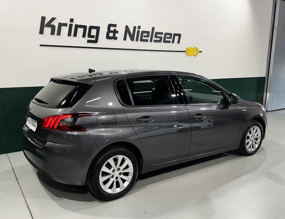 Peugeot 308 1,5 BlueHDi 130 Style 5d