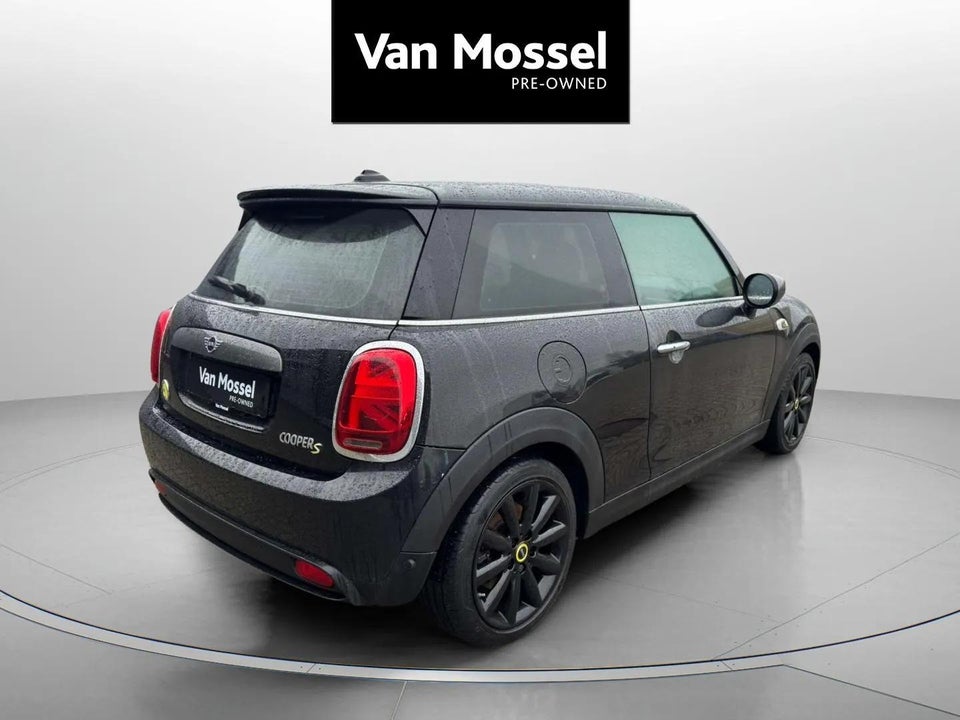 MINI Cooper SE Maximise 3d