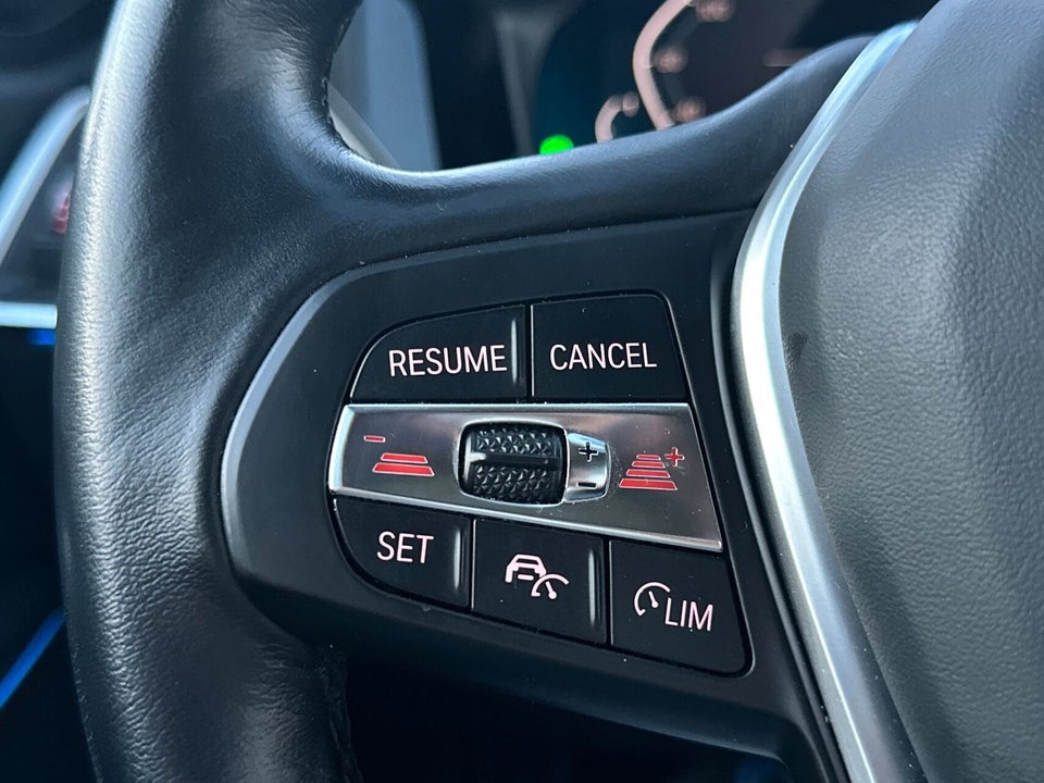 BMW 330e 2,0 Touring Sport Line aut. 5d