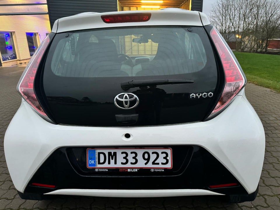 Toyota Aygo 1,0 VVT-i x-change x-shift 5d