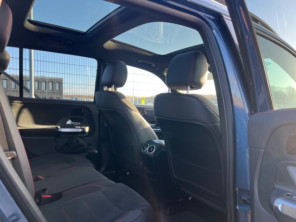 Mercedes EQB250 AMG Line 5d