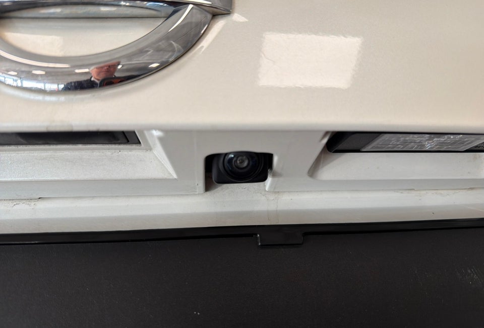 Nissan Qashqai 1,3 Dig-T 140 Acenta 5d