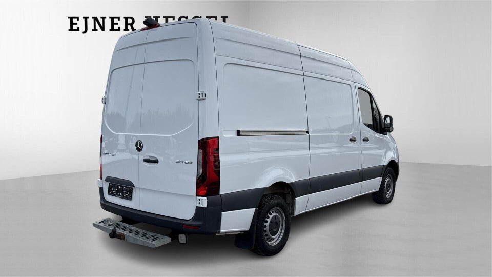 Mercedes Sprinter 317 2,0 CDi A2 Kassevogn aut. RWD