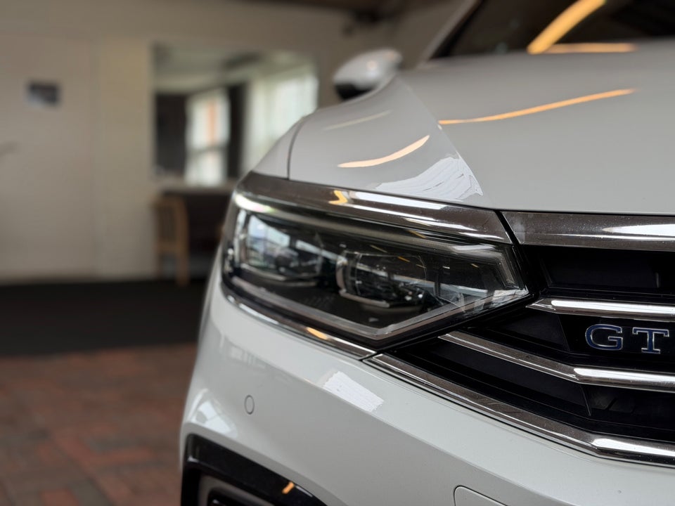 VW Passat 1,4 GTE DSG 4d