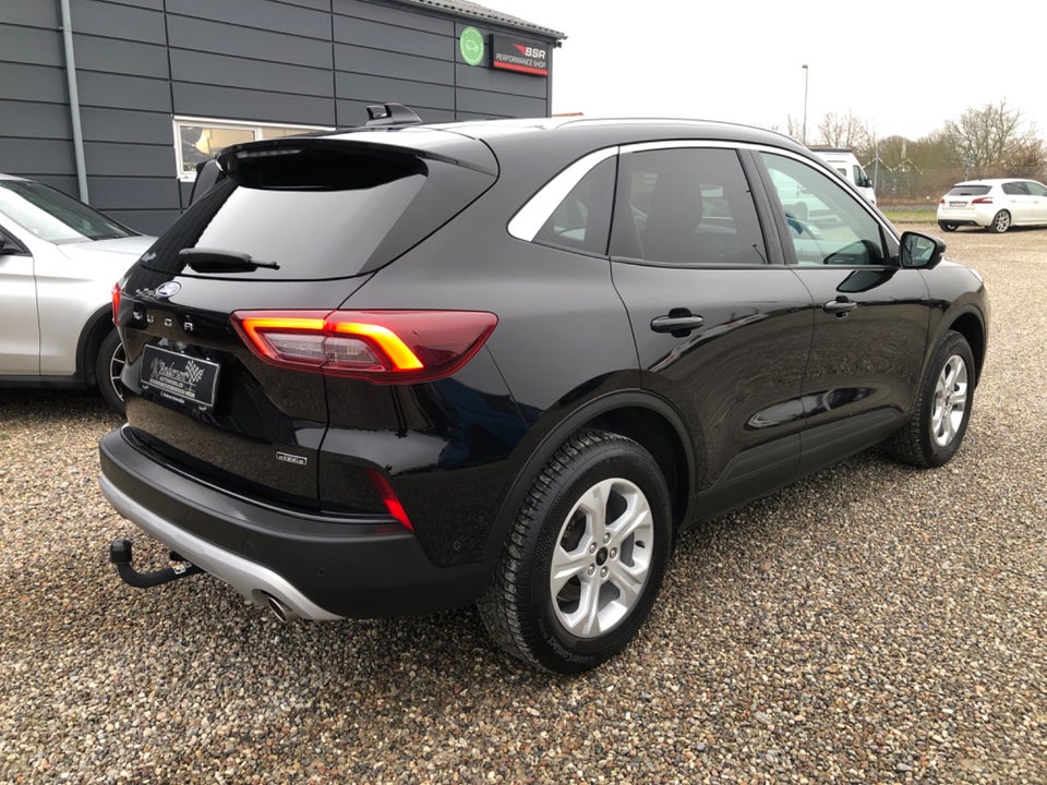 Ford Kuga 2,5 PHEV Titanium CVT 5d