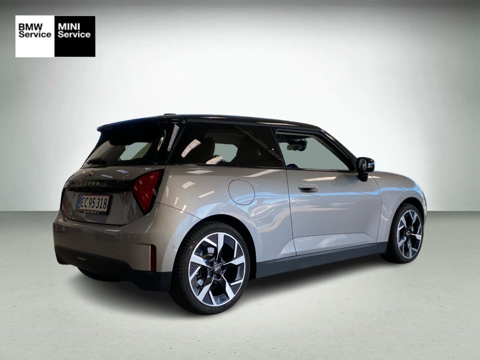 MINI Cooper SE Classic Trim M 3d