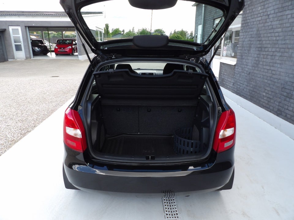 Skoda Fabia 1,6 16V Sport 5d