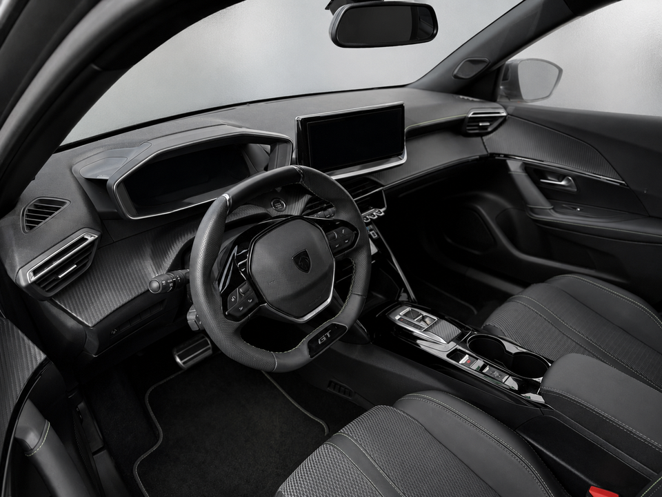 Peugeot e-2008 54 GT 5d