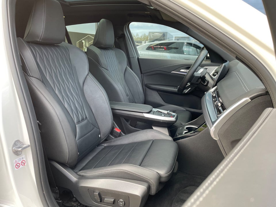 BMW iX2 xDrive30 M-Sport 5d