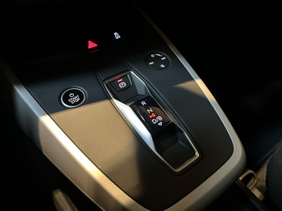 Audi Q4 e-tron 45 Progress 5d