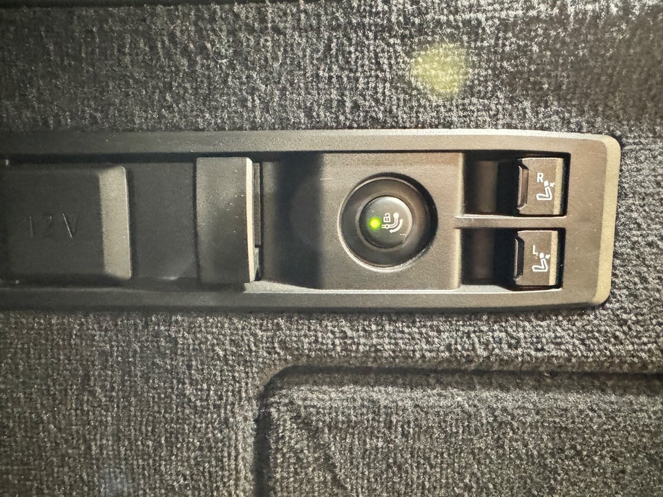 BMW iX xDrive40 Supercharged 5d