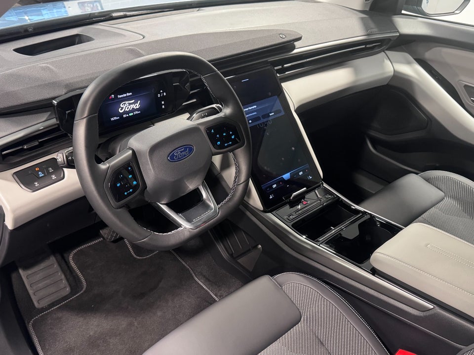 Ford Explorer 77 Select Extended Range 5d