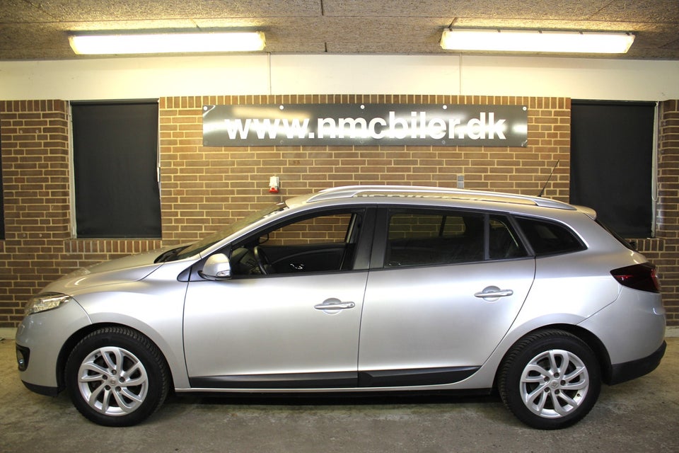 Renault Megane III 1,6 110 Expression Sport Tourer 5d