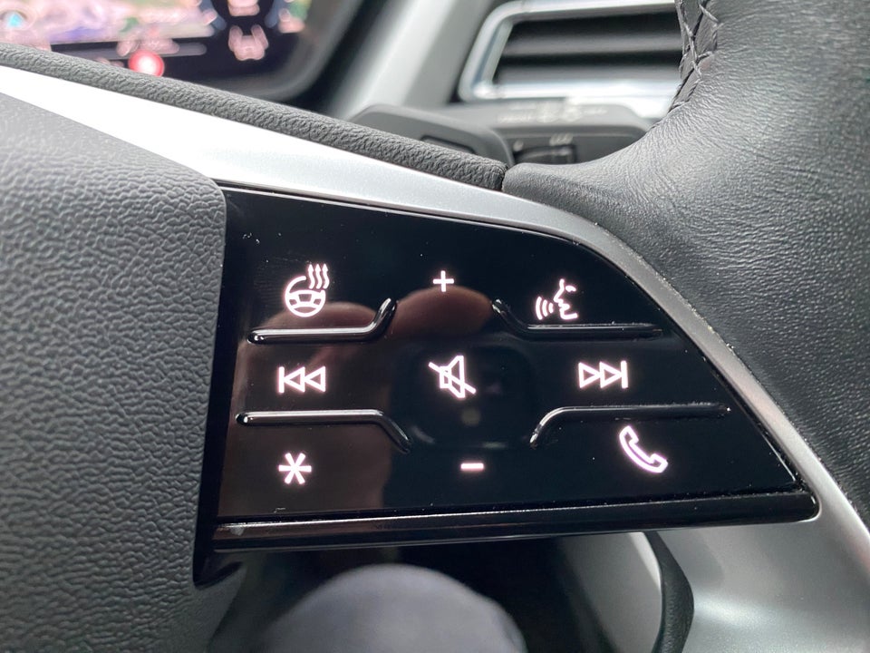 Audi Q4 e-tron 45 Attitude quattro 5d