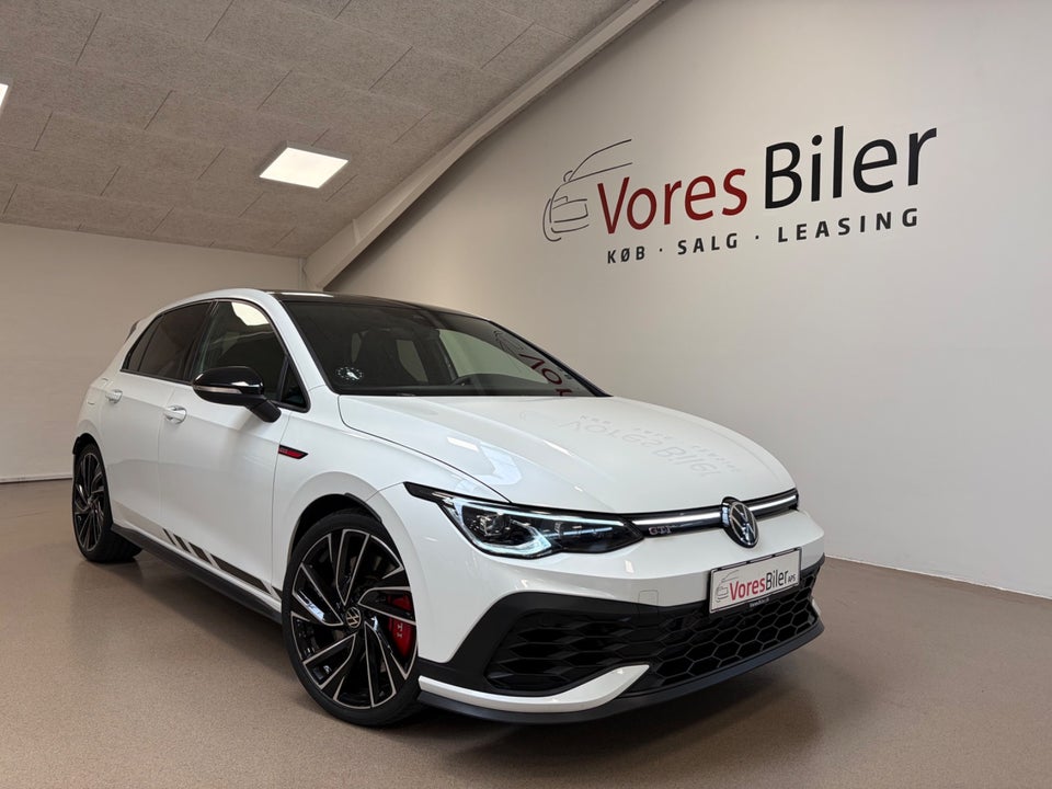 VW Golf VIII 2,0 GTi Clubsport DSG 5d