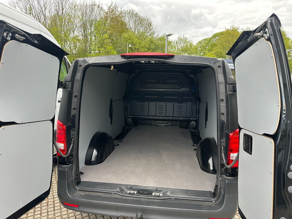 Mercedes Vito 114 2,0 CDi A3 Kassevogn PRO aut. RWD