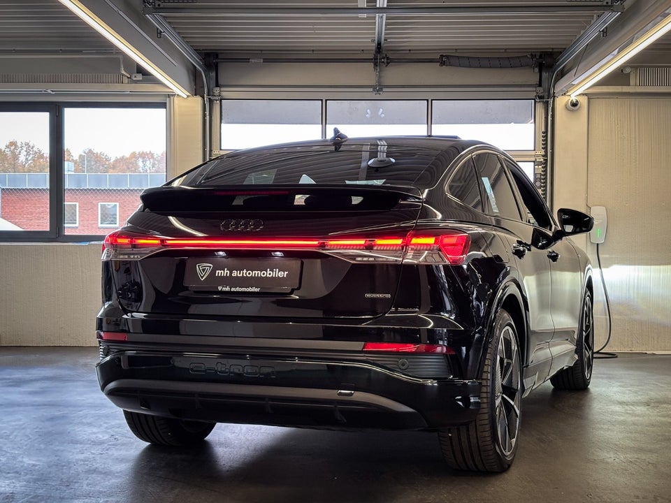 Audi Q4 e-tron 55 S-line Sportback quattro 5d