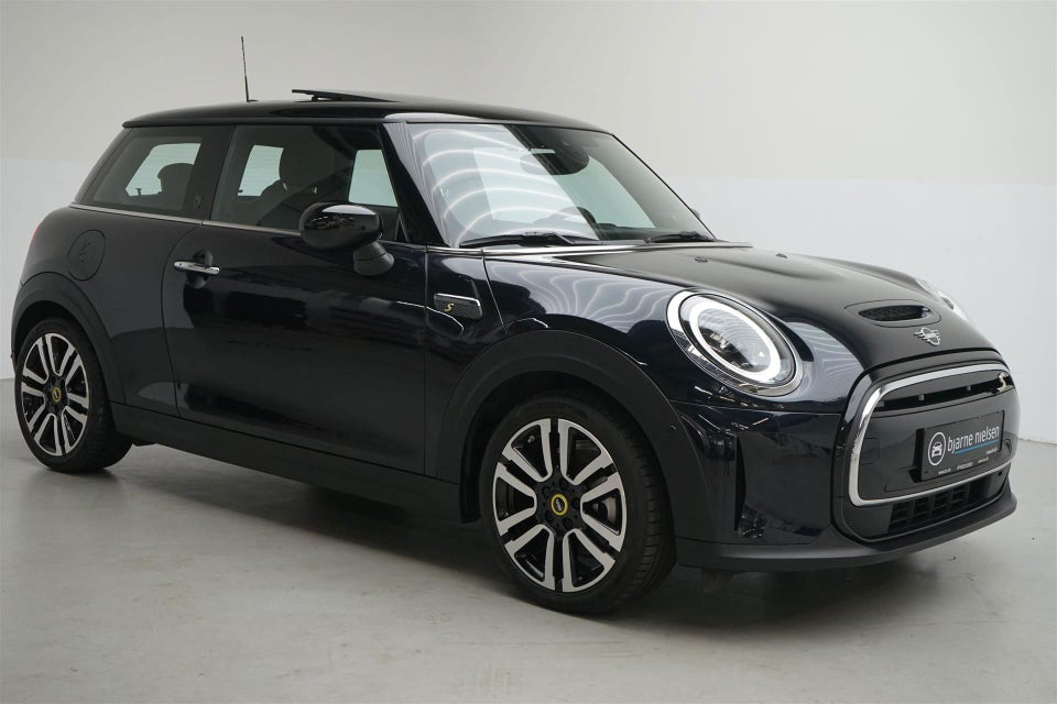 MINI Cooper SE Yours Trim 3d