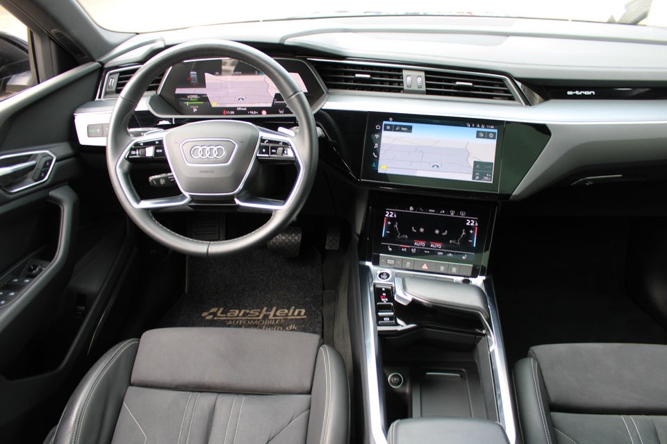 Audi Q8 e-tron 50 S-line quattro 5d