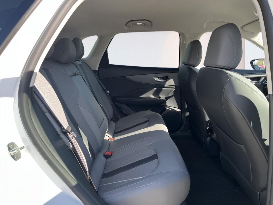 MG MGS5 64 Luxury 5d