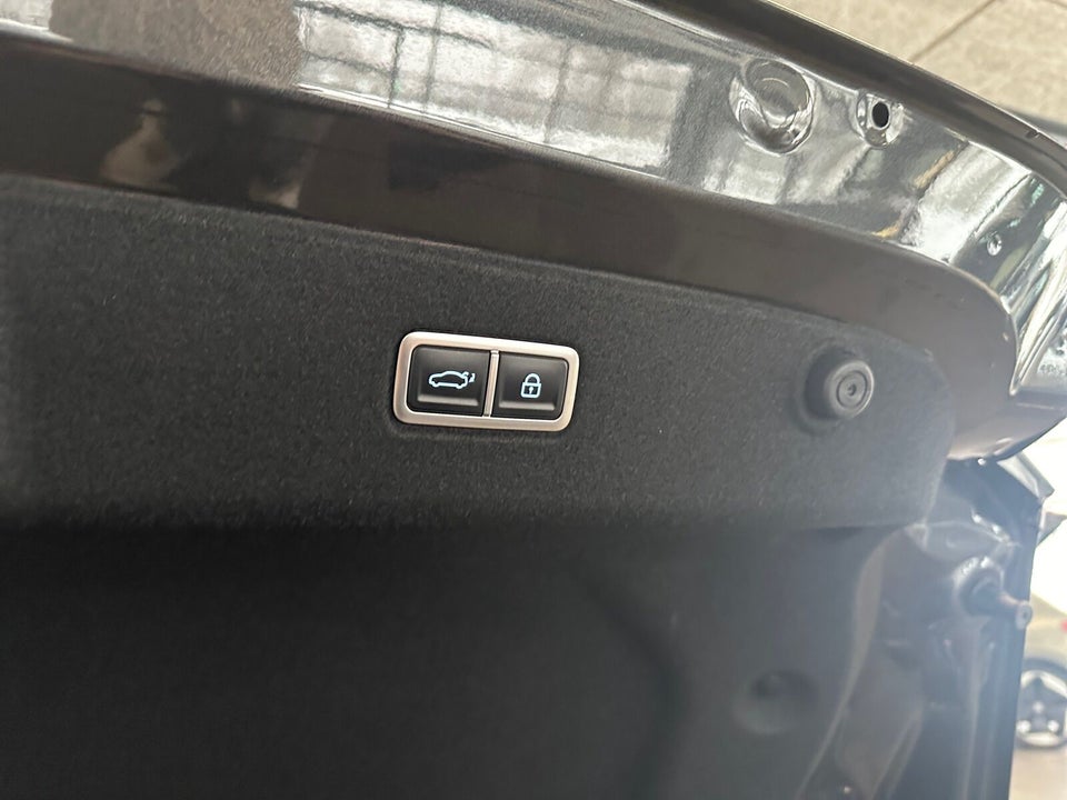 Hyundai Ioniq 6 77 Ultimate AWD 4d