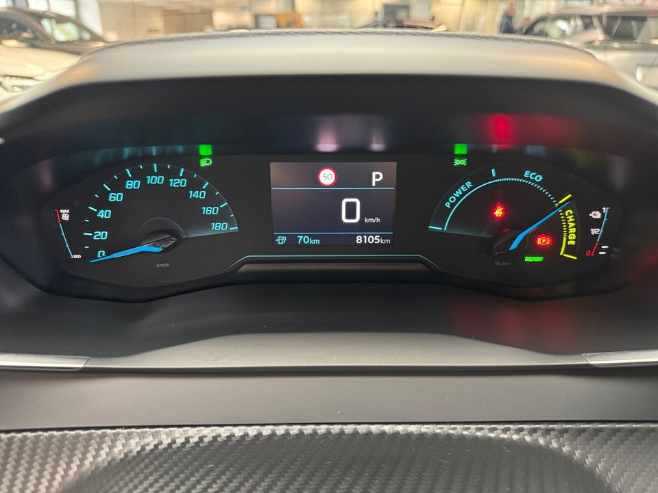 Peugeot e-208 50 Style 5d