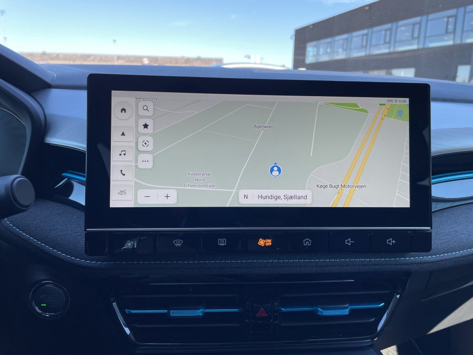 MG MG5 50 Luxury 5d