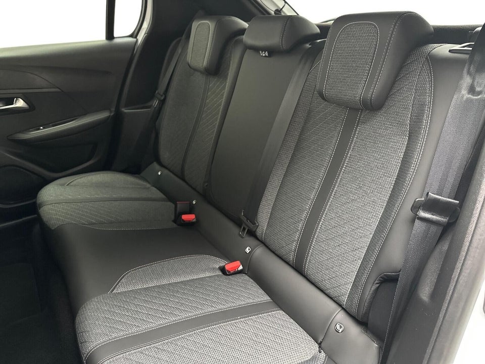 Peugeot e-208 50 Allure 5d