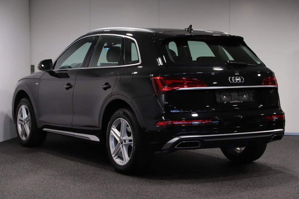 Audi Q5 50 TFSi e S-line quattro S-tr. 5d