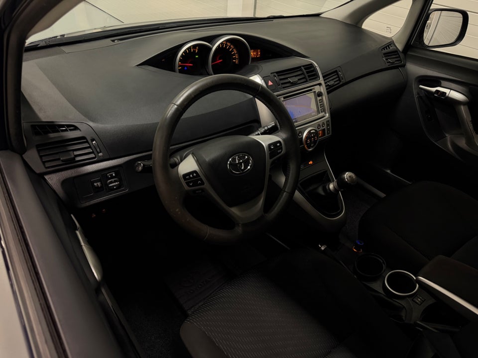 Toyota Verso 2,0 D-4D T1 7prs 5d