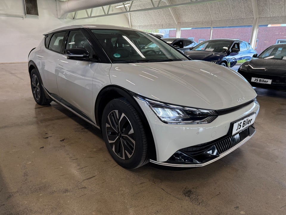 Kia EV6 77 Long Range Upgrade 5d