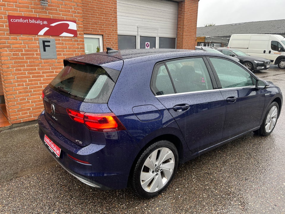 VW Golf VIII 1,5 eTSi 150 Style DSG 5d