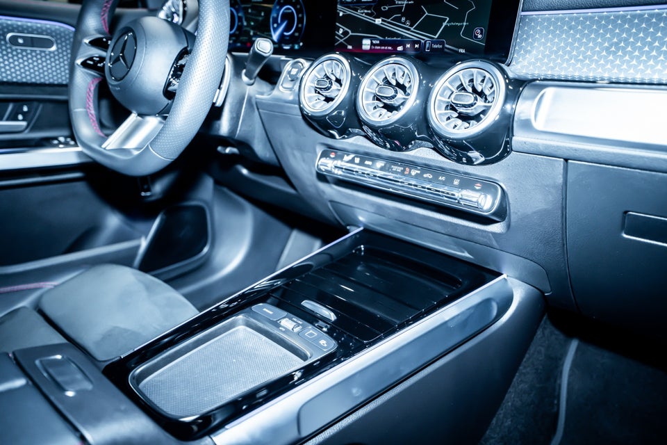 Mercedes EQB250+ AMG Advance Plus 5d