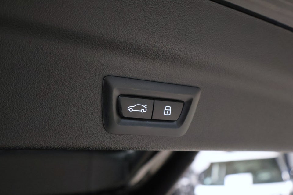 BMW iX1 xDrive30 M-Sport 5d