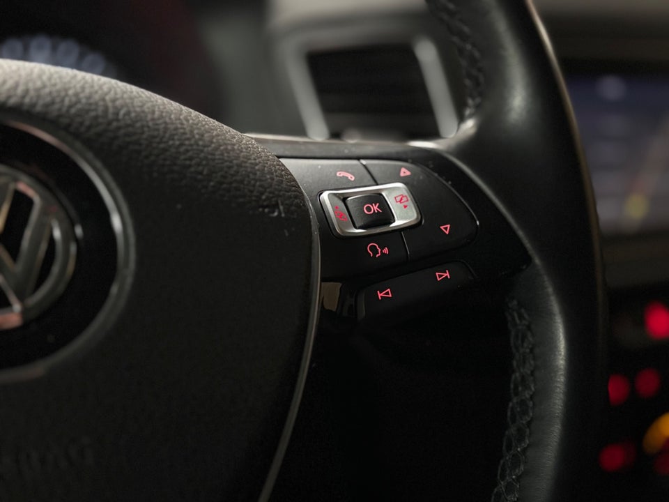 VW Sharan 2,0 TDi 184 Highlline DSG 7prs 5d