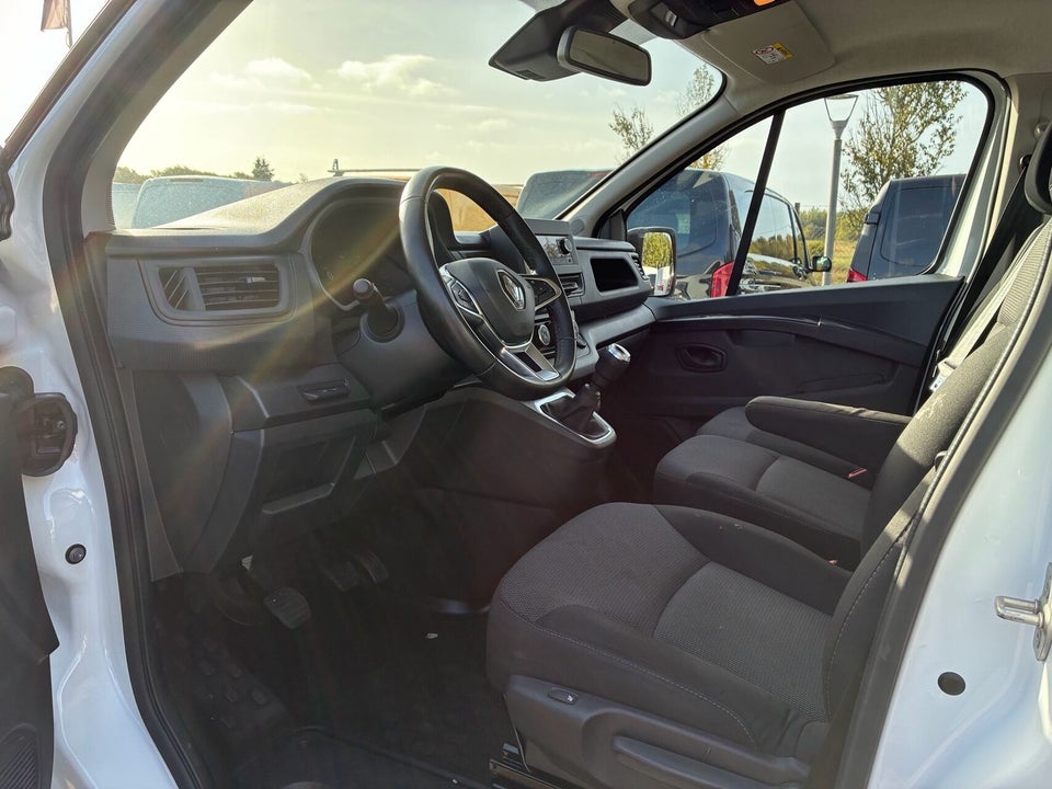 Renault Trafic 2,0 dCi 130 L2H1 Tekno