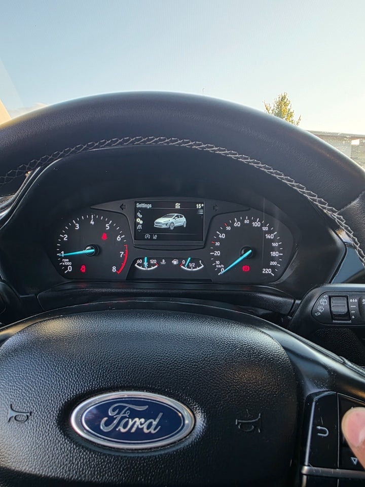 Ford Fiesta 1,0 EcoBoost Titanium 5d