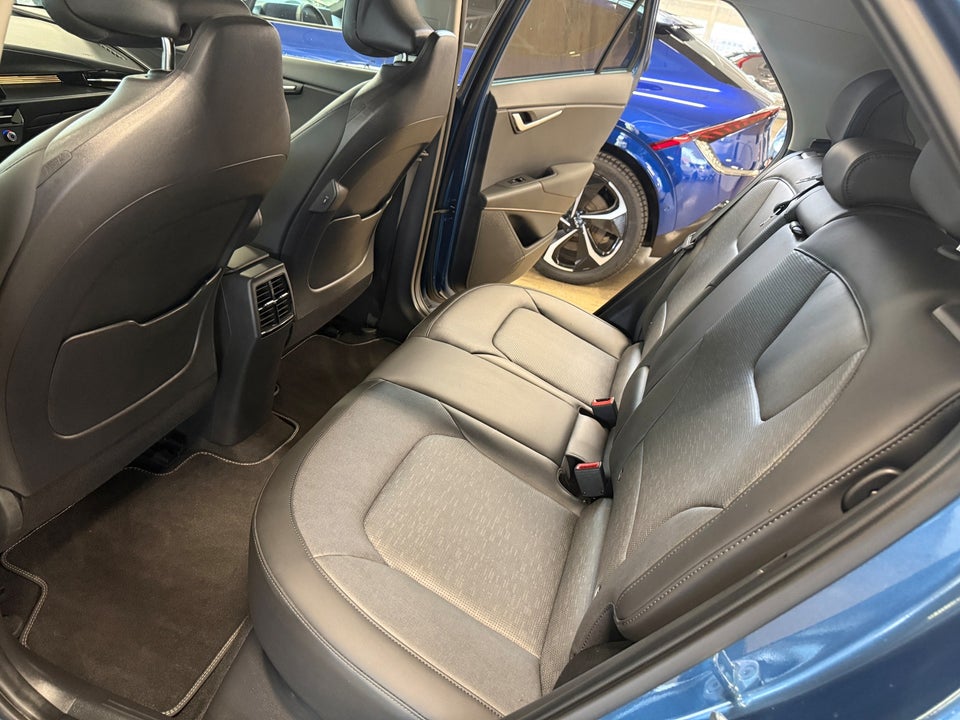 Kia Niro 64 EV Upgrade 5d