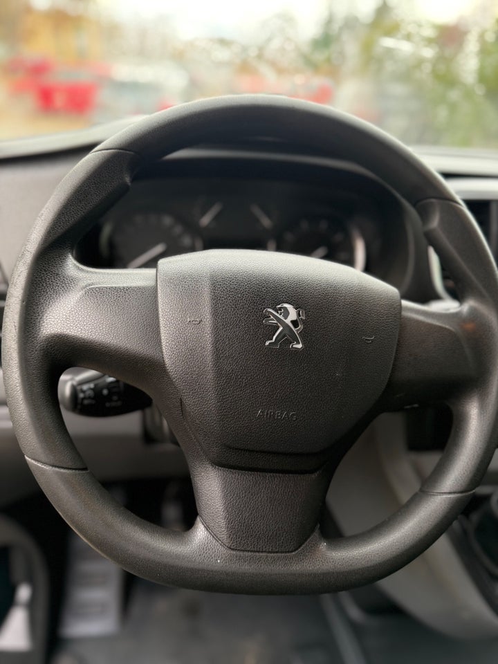 Peugeot Expert 2,0 BlueHDi 120 L2 Plus Van