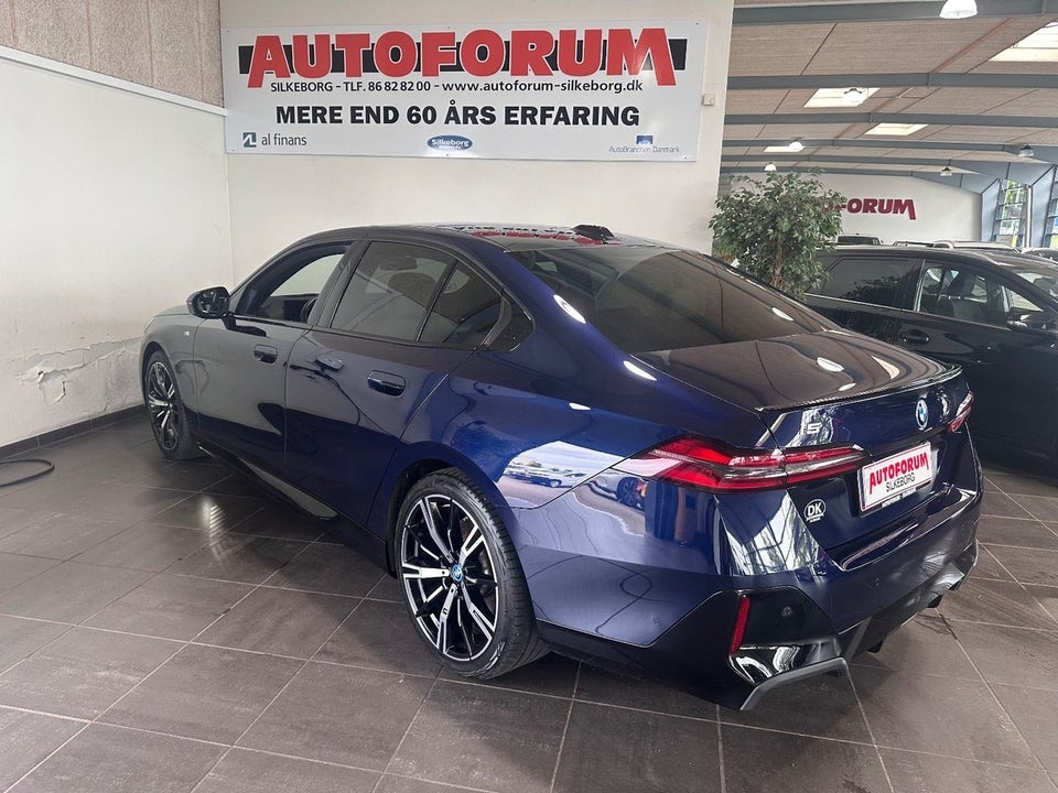 BMW i5 eDrive40 M-Sport Pro 4d