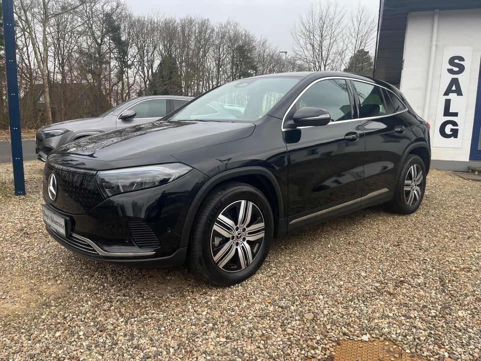 Mercedes EQA300 Progressive 4Matic 5d